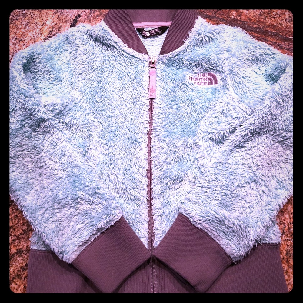 Little girls NorthFace fuzzy jacket